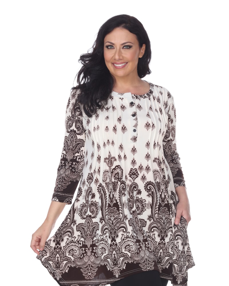 Front of a model wearing a size 3X Sapphira Tunic in Ivory Brown by White Mark. | dia_product_style_image_id:247455